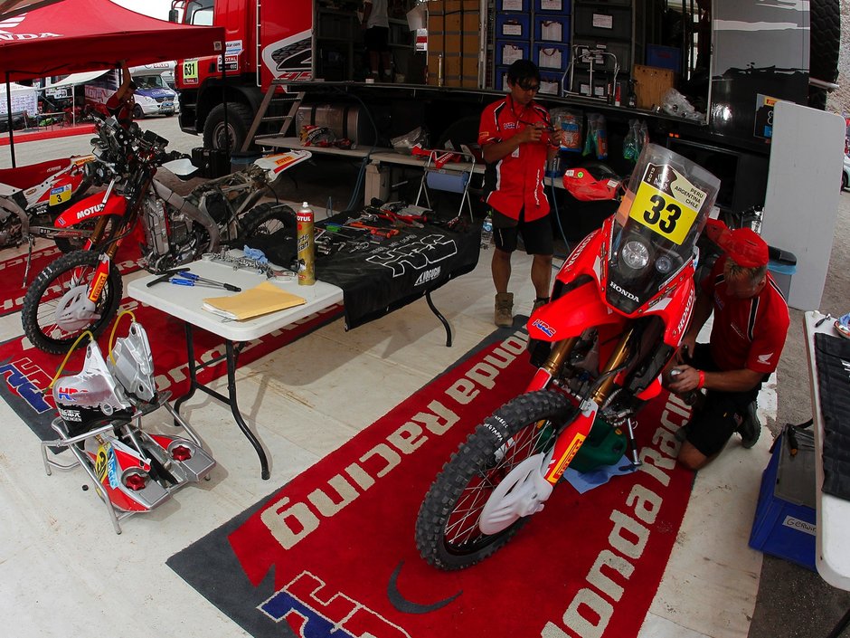 Honda racing rally team