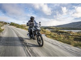 CB500X YM19 c 02
