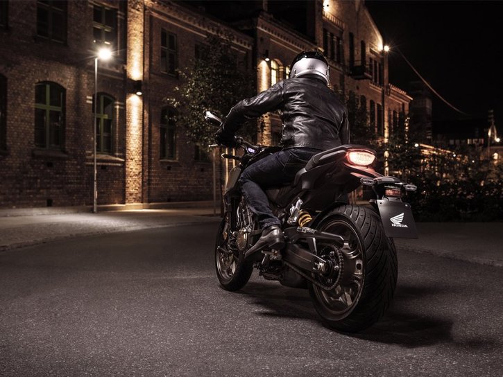 CB650R-YM19-1-b-04