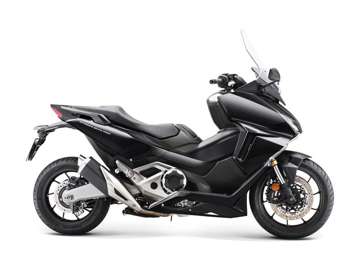 Forza-750-21YM-1-NHB01-01
