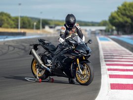 22YM-CBR1000STN-01-NHC33-018
