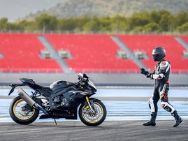 22YM-CBR1000STN-01-NHC33-019