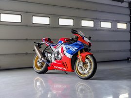 22YM-CBR1000STN-02-R380-018