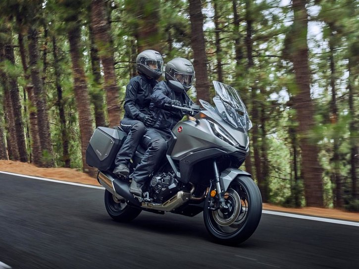 NT1100-22YM-01-aws-014