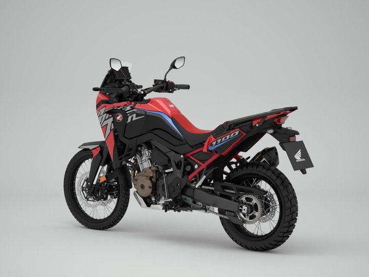 01 23YM AFRICA TWIN L1 MT RED 005