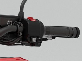 01 23YM AFRICA TWIN L1 MT RED 016
