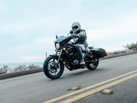 23YM CMX1100T REBEL DCT GUNMETAL BLACK METALLIC NHC52M RHS 13