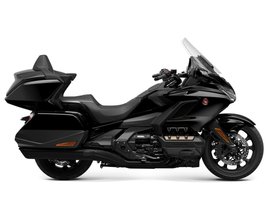 GL1800 Gold Wing Tour DCT