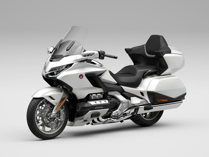 02 23YM GOLDWING TOUR AIRBAG PEARL GLARE WHITE DCT RHS 004