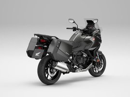 Gunmetal Black Metallic