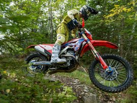 23YM-Honda-CRF250RX-Enduro-Special-RedMoto-aws-13