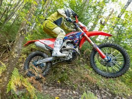 23YM-Honda-CRF250RX-Enduro-Special-RedMoto-aws-14