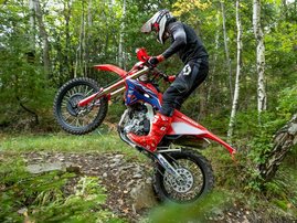 23YM-Honda-CRF300RX-Enduro-RedMoto-aws-16