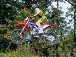 23YM-Honda-CRF400RX-Enduro-RedMoto-aws-12