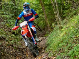 23YM-Honda-CRF450RX-Enduro-RedMoto-aws-11