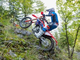 23YM-Honda-CRF450RX-Enduro-RedMoto-aws-14