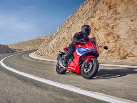 24YM CBR500R GRAND PRIX RED 12