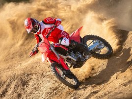 24YM-CRF250R-R292R-Extre-Red-14