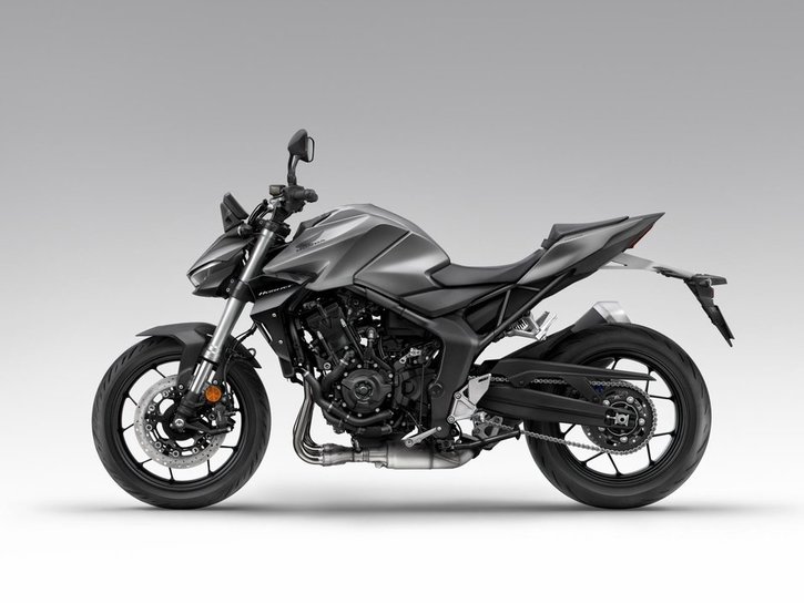 25YM-CB1000-Hornet-Mat-Iridium-Gray-NHC64-aws-006