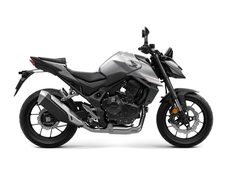 25YM CB750 Hornet Digital Silver Metallic RHS 001