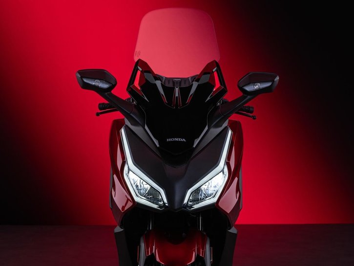 25YM NSS350 Forza Carnelian Red Metallic R296M 010