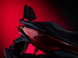 25YM NSS350 Forza Carnelian Red Metallic R296M 017