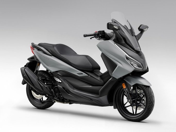 25YM NSS350 Forza Pearl Falcon Gray NHC61 002