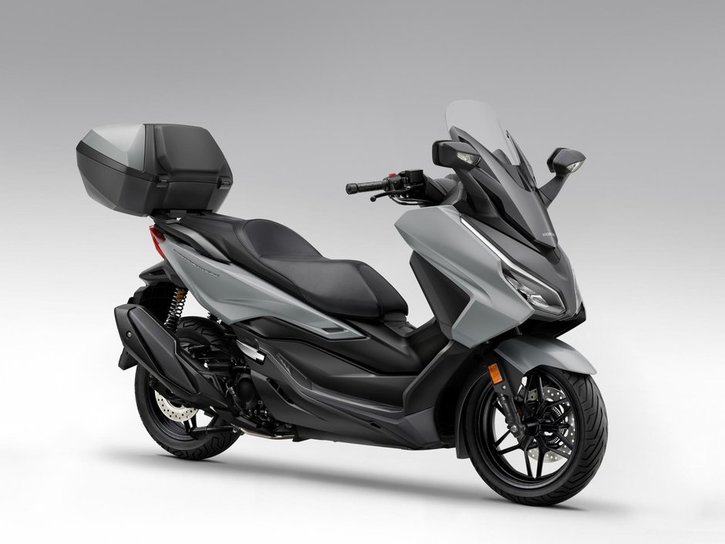 25YM NSS350 Forza Pearl Falcon Gray NHC61 004