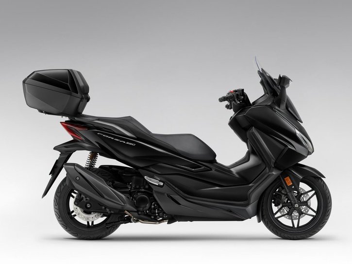 25YM NSS350 Forza Pearl Nightstar Black NHA84 003