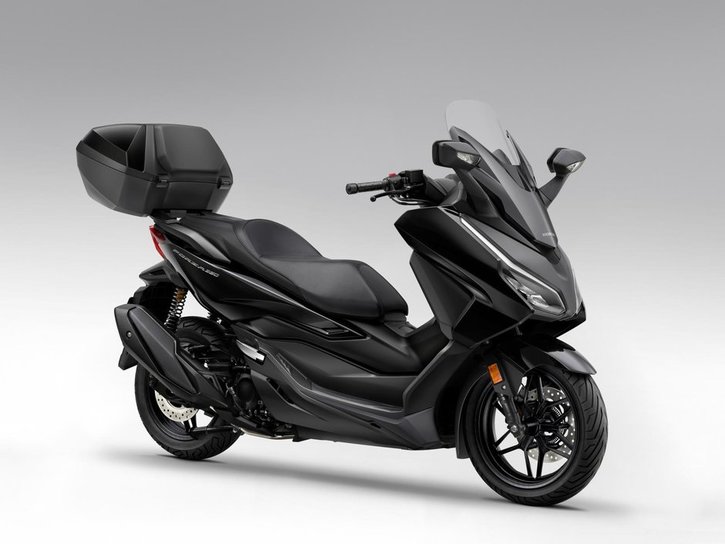 25YM NSS350 Forza Pearl Nightstar Black NHA84 004