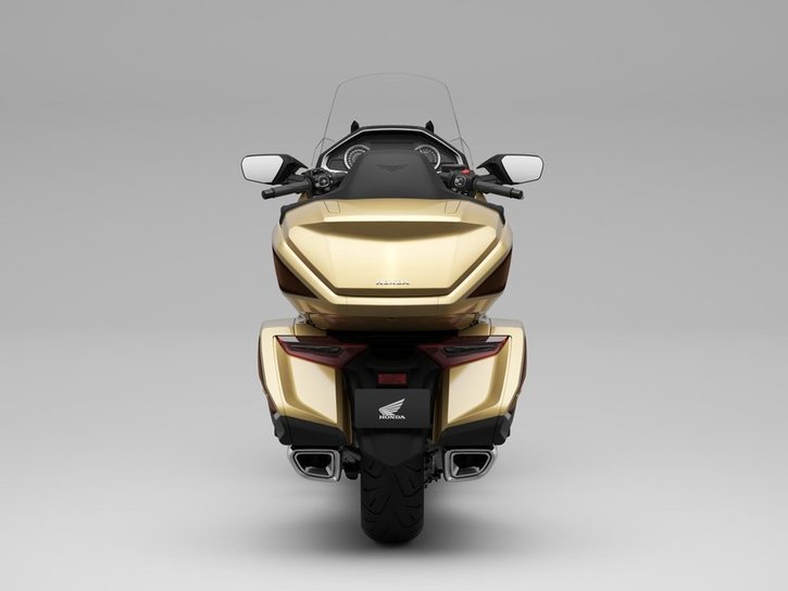 25YM GL1800 Gold Wing Tour 50th Anniversary DCT Airbag YR387N Eternal Gold 05