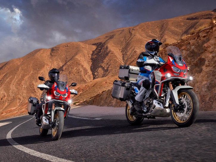 26YM 01 CRF1100L L4 DCT NH-B53P PearlGlareWhite aws 004