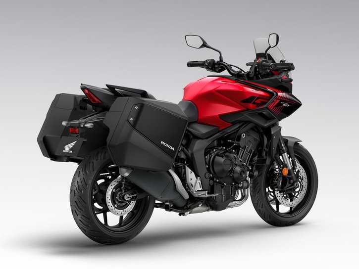 26YM 01 CB1000GT R380 GrandPrixRed aws 04