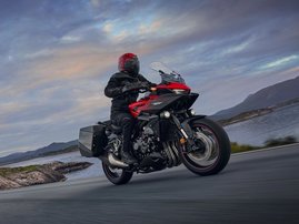 26YM 01 CB1000GT R380 GrandPrixRed aws 11