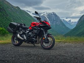 26YM 01 CB1000GT R380 GrandPrixRed aws 22