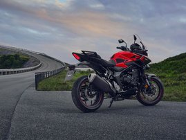 26YM 01 CB1000GT R380 GrandPrixRed aws 28