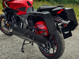 26YM 01 CB1000GT R380 GrandPrixRed aws 36