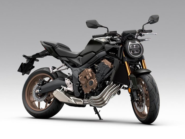 26YM 04 CB650R EClutch NH436M MatGunpowderBlackMetallic Studio aws 002