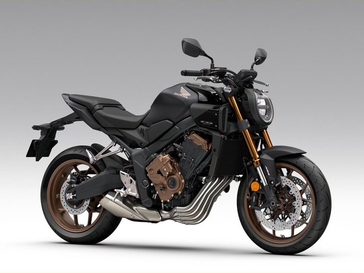 26YM 04 CB650R EClutch NH436M MatGunpowderBlackMetallic Studio aws 003