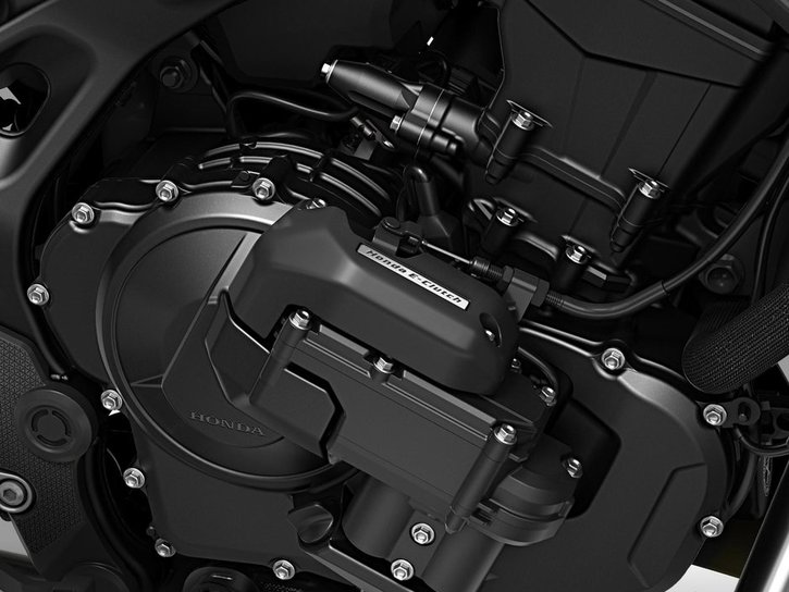 26YM CB750 Hornet EClutch Red NHB01 Graphite Black aws 05