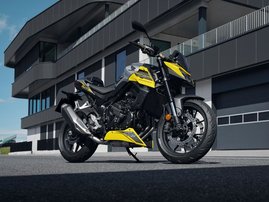 26YM 01 CB750 Hornet MT Y243 Goldfinch Yellow aws 10