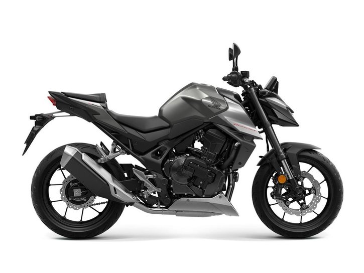 26YM 02 CB750 Hornet NHD19M Wolf Silver Metallic aws 01