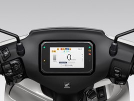 25YM 01 CUVe PEARL JUBILEE WHITE aws 10