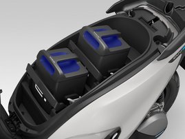 25YM 01 CUVe PEARL JUBILEE WHITE aws 14