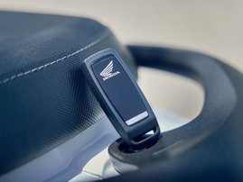 25YM 01 CUVe PEARL JUBILEE WHITE aws 34