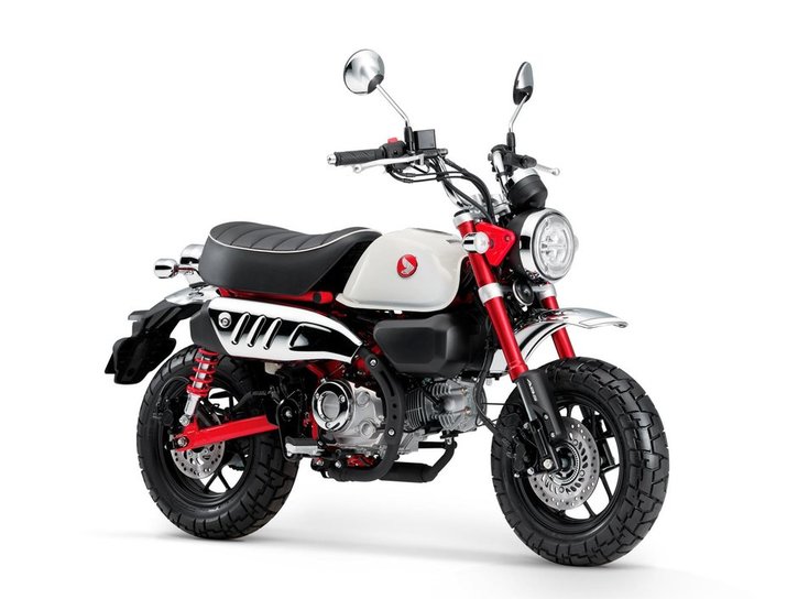 25YM 01 Monkey 125 Studio MILLENIUM RED 2 aws 02