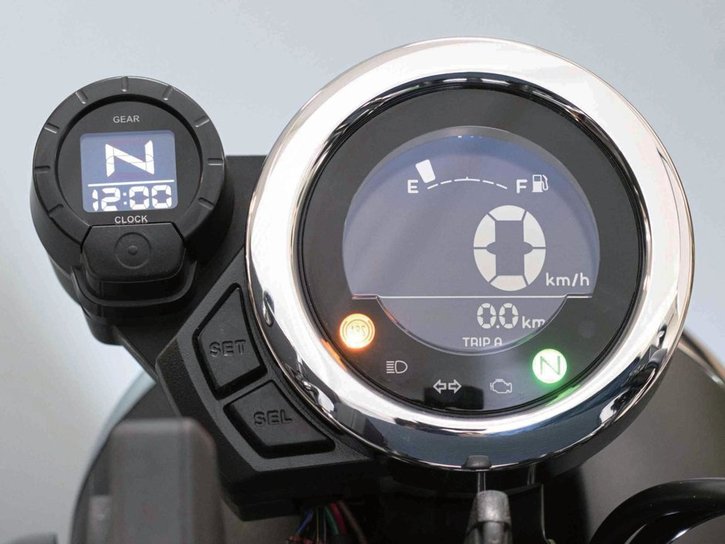 25YM 01 Monkey 125 Studio MILLENIUM RED 2 aws 03