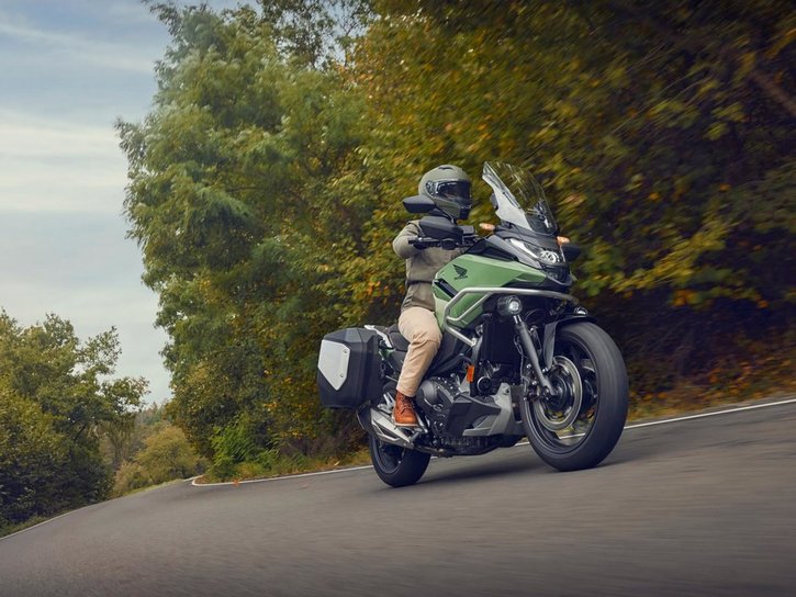 25YM 02 NC750X EARTH BLACK DCT aws 05