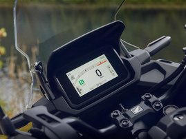 25YM 02 NC750X EARTH BLACK DCT aws 14