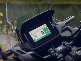 25YM 02 NC750X EARTH BLACK DCT aws 15